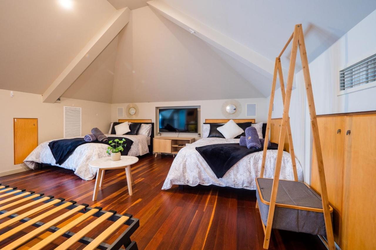 Quiet Private Studio In Strathfield With Kitchenette And Private Bathroom 3Min To Station Sleeps 6 시드니 외부 사진